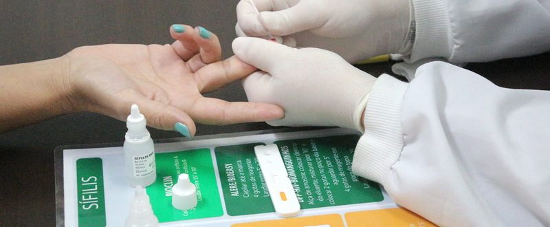 Teste Rápido Para HIV, Sífilis E Hepatites Virais é Acessível, Fácil E ...