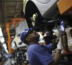 Professores ganham linha de crédito especial para troca de automóveis