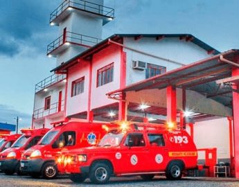 Bombeiros de Corupá comemoram sucesso em pedágio realizado fim de semana