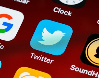 Twitter fica fora do ar e usuários relatam falhas nesta quarta-feira