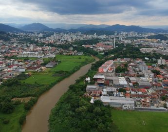 Municípios mais industrializados lideram geração de emprego