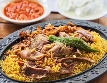 Carne de camelo, especiarias e inspiração árabe