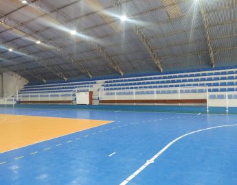 Ginásio de esportes ganha 770 assentos na arquibancada