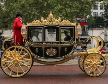 A tecnologia está presente até nas carruagens. Transporte do Rei Charles III tem mais tecnologia que muitos carros de luxo