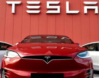 Tesla é comercializado em criptomoeda no Brasil