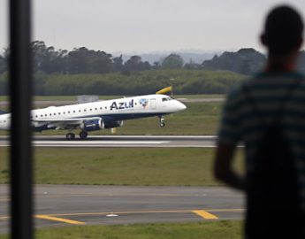 Quatro aviões com asas congeladas atrasam partidas em São José dos Pinhais