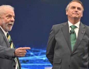 Governo terá que indenizar Bolsonaro e Michelle por calúnias