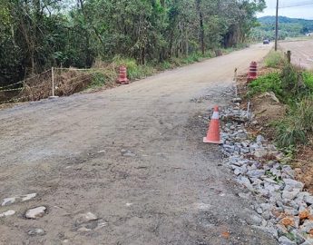 GUARAMIRIM: Via entre Corticeira e Guamiranga é interditada para obras