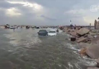 Tsunami meteorológico, assusta banhistas em Santa Catarina (Vídeos)