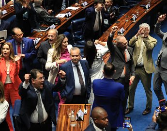 Pelo Estado: Reforma Tributária passa pelo Senado com 53 votos