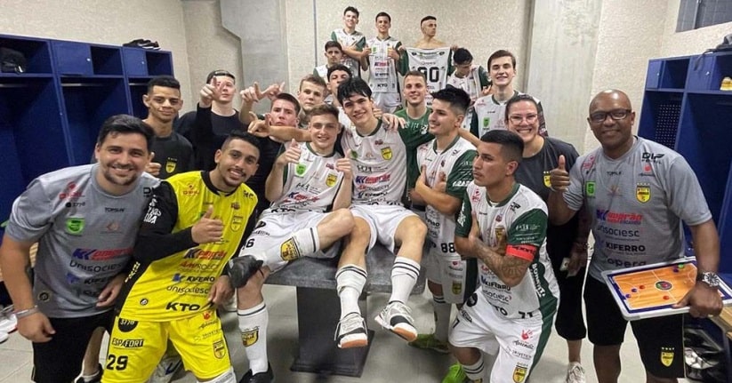 Futsal: Jaraguá sub-20 garante vaga na final do estadual