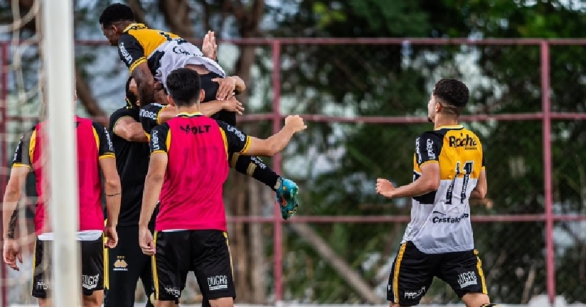 Futebol: Quatro catarinenses vencem na estreia da copinha