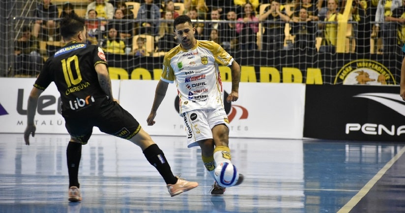 Futsal: Jaraguá busca manter 100% na Série Ouro contra Florianópolis