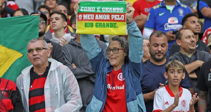 Futebol Solidário: 10 gols em campo e corrente de apoio aos gaúchos