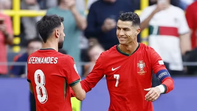 Futebol: Com Cristiano Ronaldo garçom, Portugal vence Turquia e se classifica