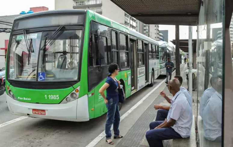 Sindicato confirma greve de ônibus