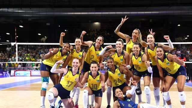 Vôlei: Brasil estreia nas Olimpíadas de Paris com vitória tranquila sobre o Quênia