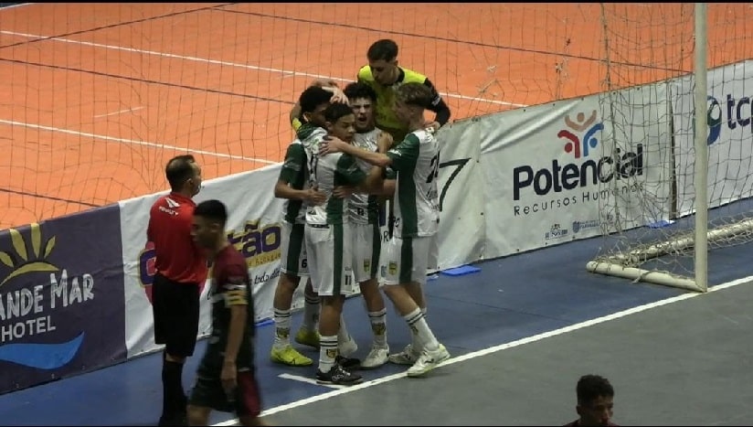 Futsal: Jaraguá estreia com vitória na Taça Brasil