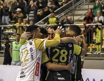 Futsal: De virada, Jaraguá bate o Corinthians pela LNF