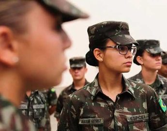 Mulheres poderão se voluntariar ao serviço militar a partir de 2025