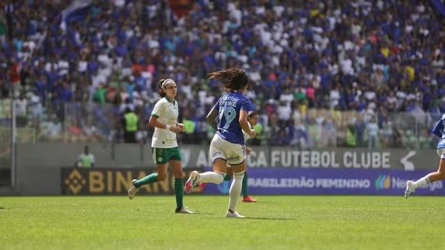 Futebol: Palmeiras bate o Cruzeiro e sai na frente nas quartas de final