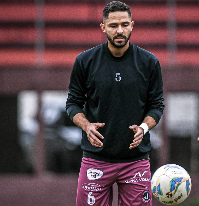 Futebol: Gabriel Costa está a um empate do acesso à elite catarinense