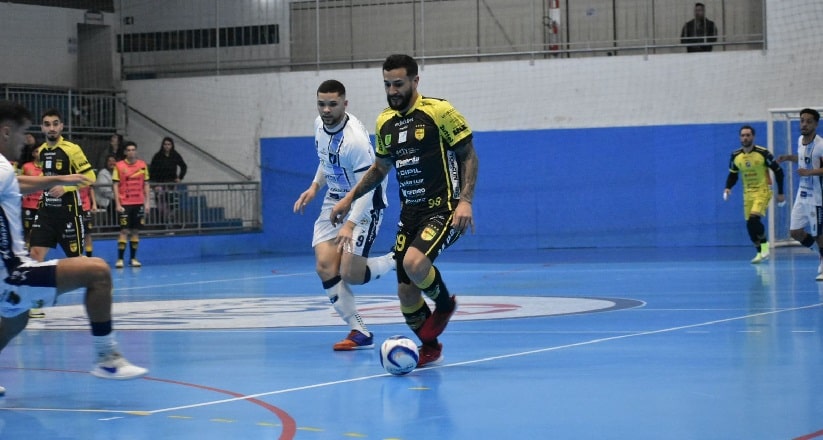 Futsal: Jaraguá anuncia mudança de horário do jogo contra o Praia Clube