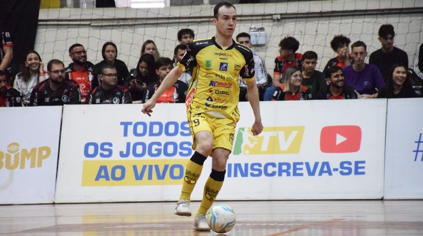 Futsal: Jaraguá enfrenta o lanterna Brasília pela LNF