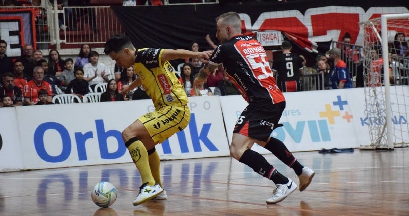 Futsal: Jaraguá enfrenta o lanterna Brasília pela LNF