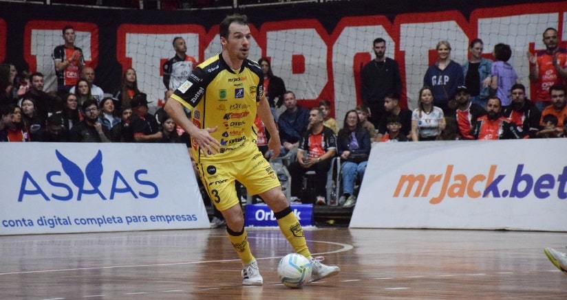 Futsal: Liga Nacional fecha 21ª rodada nesta terça-feira (27)