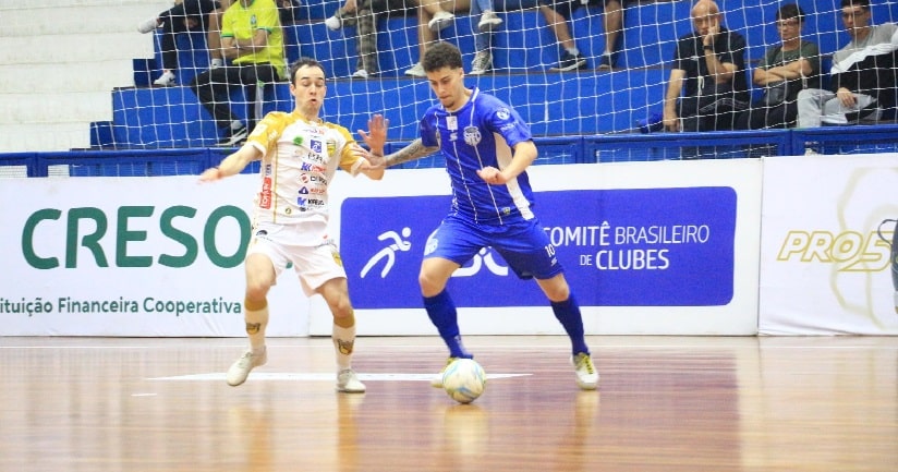 Futsal: Liga Nacional fecha 18ª rodada nesta terça-feira (6)