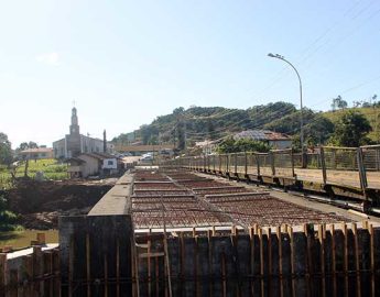 Ponte do Agricultor segue em obras no Guamiranga