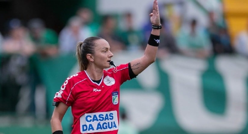 Futebol: Árbitra jaraguaense é selecionada para a Libertadores Feminina