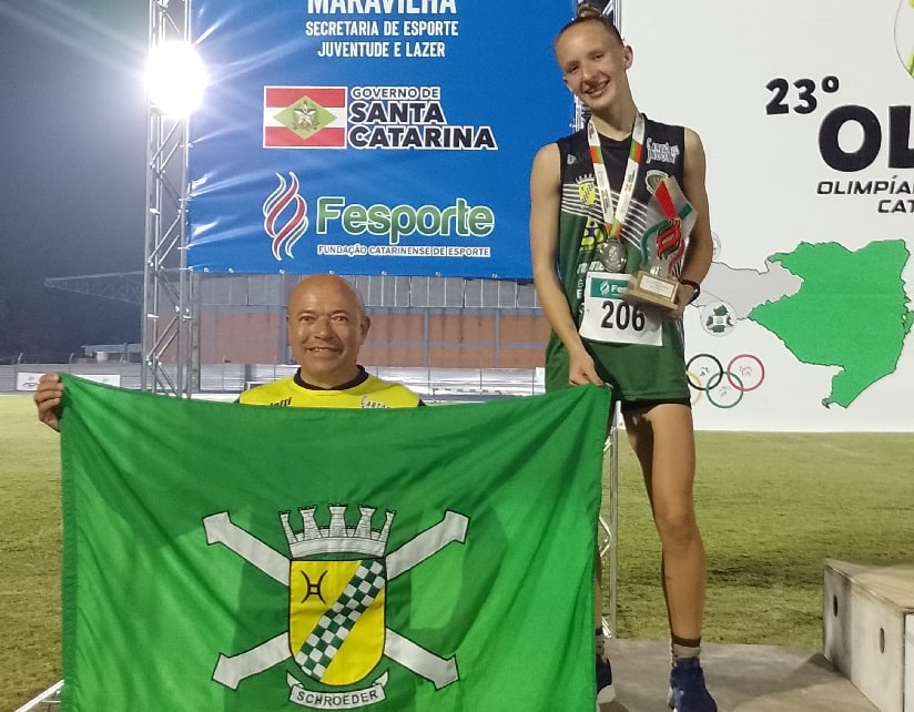 Olesc: Atleta de Schroeder conquista medalha no atletismo