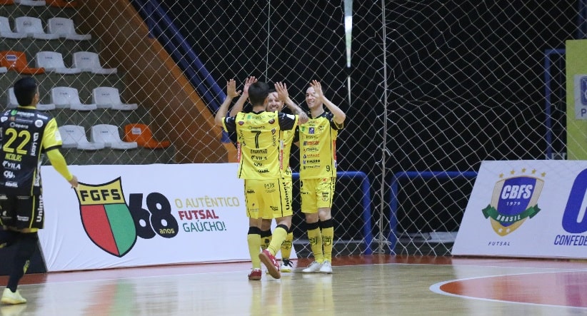 Futsal: Jaraguá bate o SER Santiago pela semifinal da Copa Sul