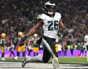 Futebol Americano: Eagles vencem Packers de virada em primeiro jogo da NFL no Brasil