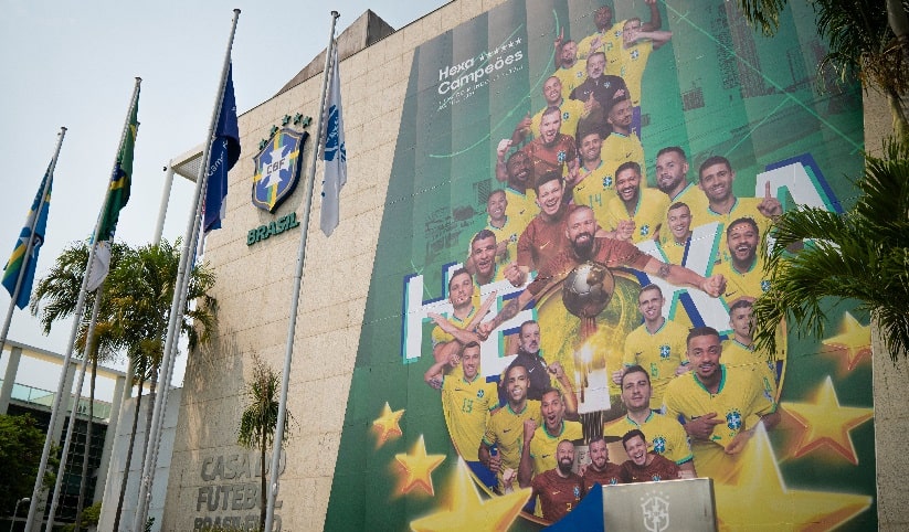 Futsal: Fachada da CBF homenageia campeões mundiais no Rio de Janeiro