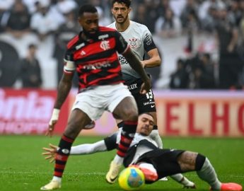 Futebol: Flamengo tem Bruno Henrique expulso, mas segura o Corinthians e vai à final