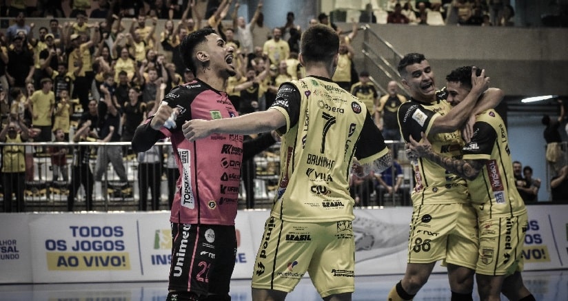 Futsal: Liga Nacional fecha volta das oitavas de final nesta terça-feira (22)