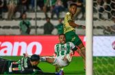 Futebol: Com hat-trick de Veiga, Palmeiras ganha do Juventude e cola no Botafogo