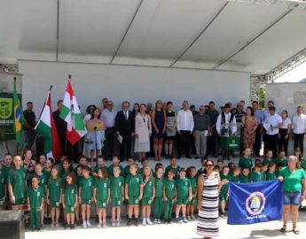 Entrega da Praça Húngara foi um acontecimento histórico para Jaraguá