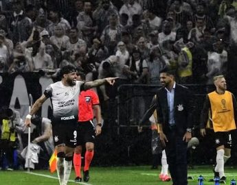 Futebol: Corinthians e Racing empatam em noite de chuva e golaços em Itaquera