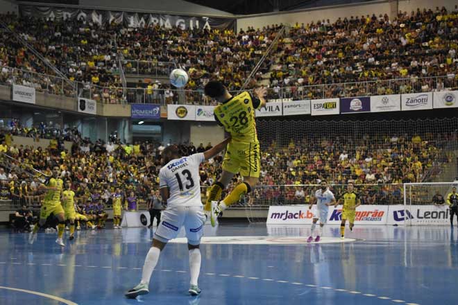 Semifinalistas se preparam