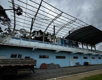 Estádio João Butschardt ganha nova cobertura metálica