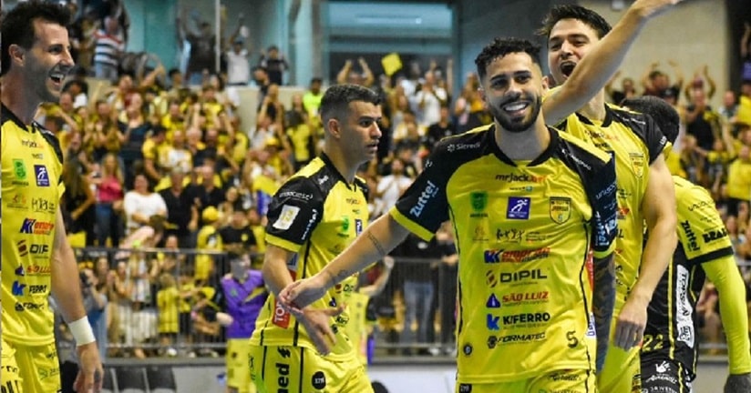 Futsal: Jaraguá supera o Carlos Barbosa pelas quartas de final da LNF