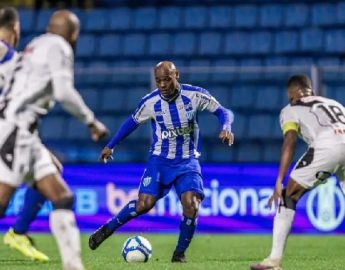 Futebol: Avaí bate a Ponte Preta no encerramento da Série B