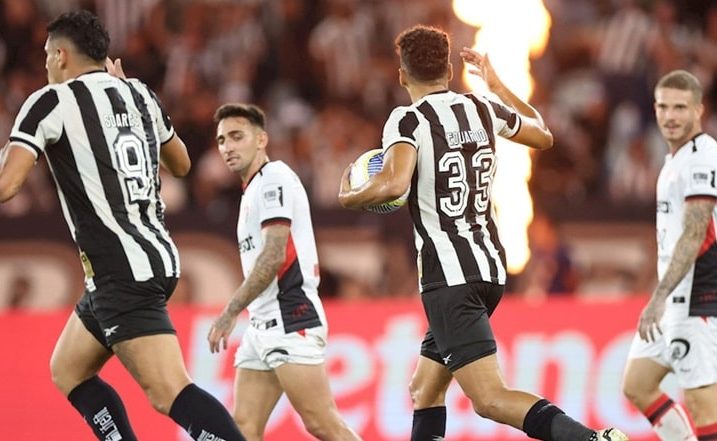 Futebol: Botafogo empata com Vitória e perde liderança do Brasileirão