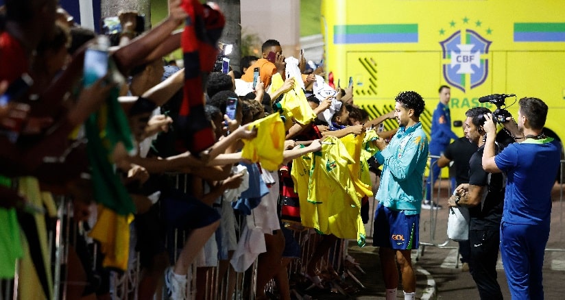 Futebol: Seleção Brasileira enfrenta o Uruguai na Arena Fonte Nova