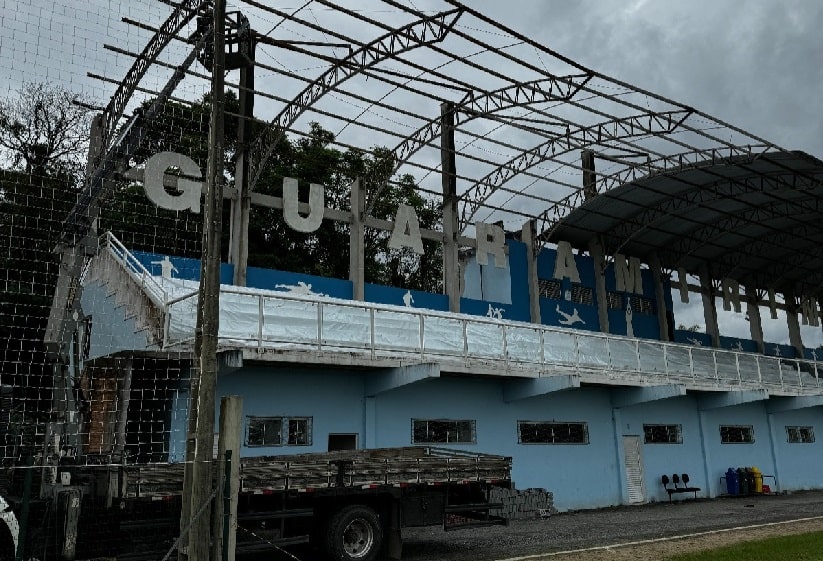 Futebol: Guaramirim inicia reforma na cobertura do Seleto