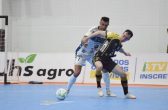 Futsal: Com a Arena lotada, Jaraguá briga contra o Pato por uma vaga na final da LNF